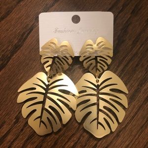 Palm leaf earrings
